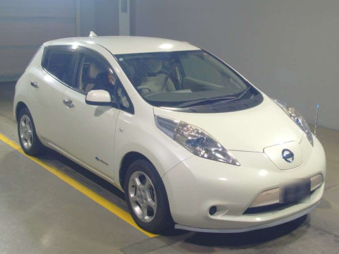 2012 Nissan Leaf ZE0[1]