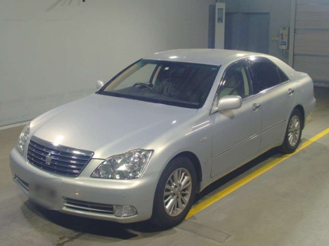 2004 Toyota Crown GRS182[0]