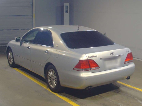 2004 Toyota Crown GRS182[2]