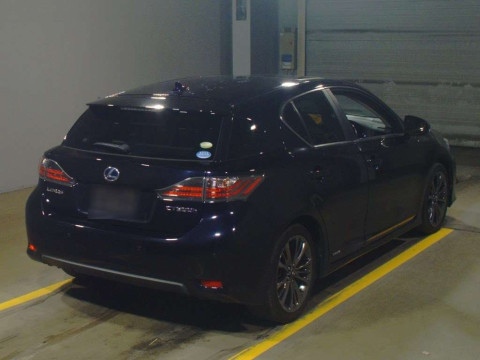 2011 Lexus CT ZWA10[1]