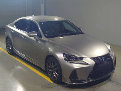 2017 Lexus IS AVE30[2]