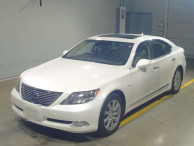 2009 Lexus LS