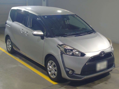 2017 Toyota Sienta NSP170G[1]