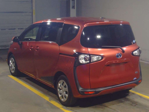 2016 Toyota Sienta NHP170G[2]