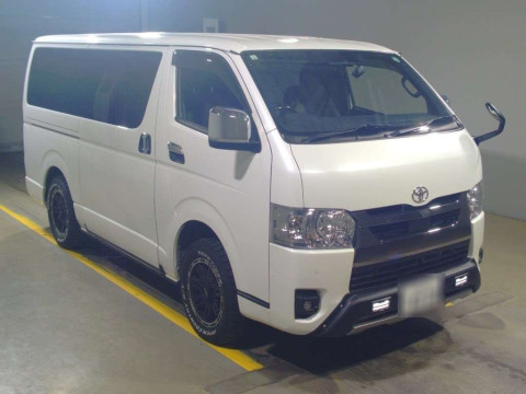 2022 Toyota Hiace Van GDH206V[2]