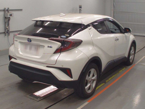 2018 Toyota C-HR ZYX10[1]