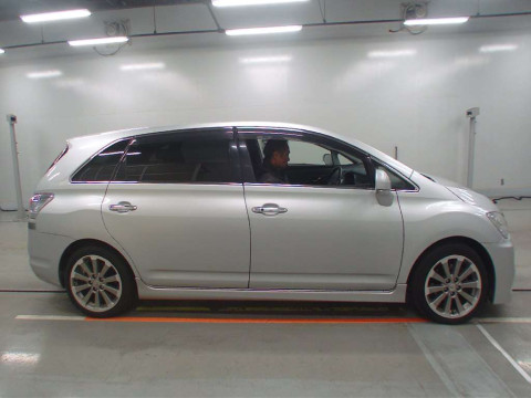 2012 Toyota Mark X Zio ANA10[2]