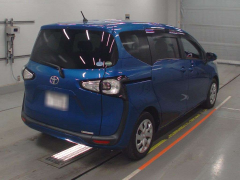 2016 Toyota Sienta NSP170G[1]