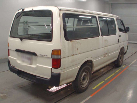 2004 Toyota Regiusace Van LH172V[1]