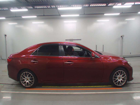 2013 Toyota Mark X GRX130[2]