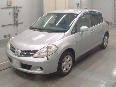 2011 Nissan Tiida C11[0]