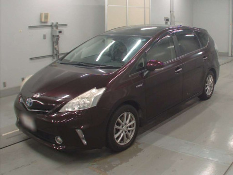 2013 Toyota Prius alpha ZVW41W[0]