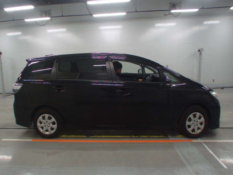 2015 Toyota Wish ZGE20G[2]