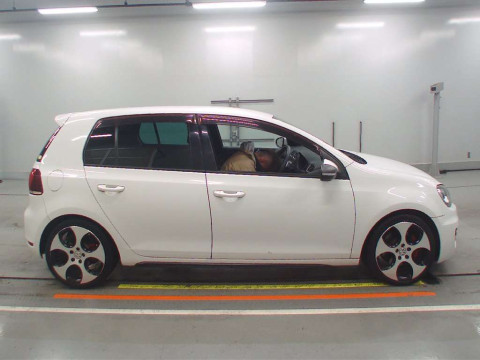 2012 Volkswagen Golf 1KCCZ[2]