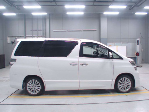 2012 Toyota Vellfire ANH20W[2]