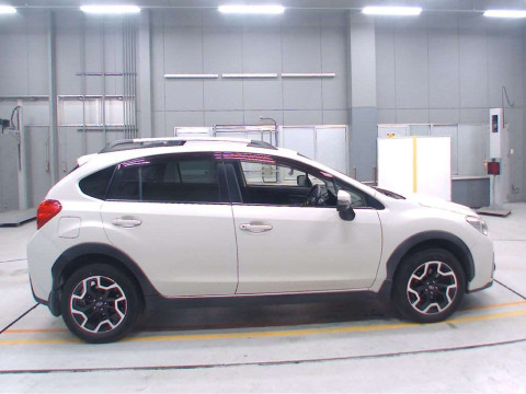 2016 Subaru XV GP7[2]