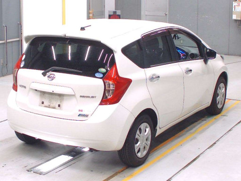 2016 Nissan Note E12[1]