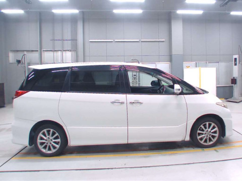 2009 Toyota Estima ACR50W[2]