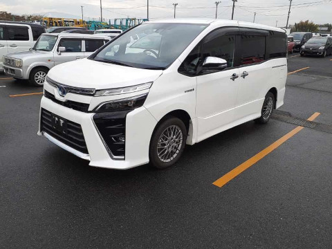 2018 Toyota Voxy ZWR80W[0]