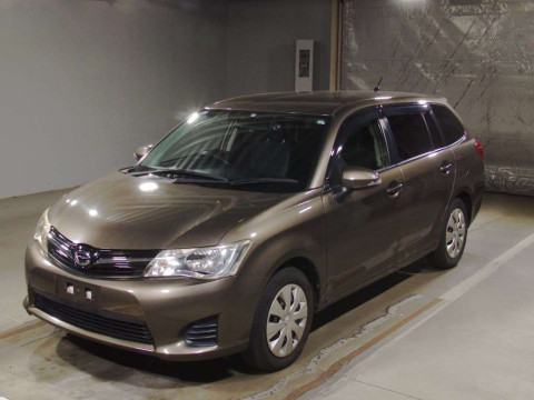 2013 Toyota Corolla Fielder NZE161G[0]