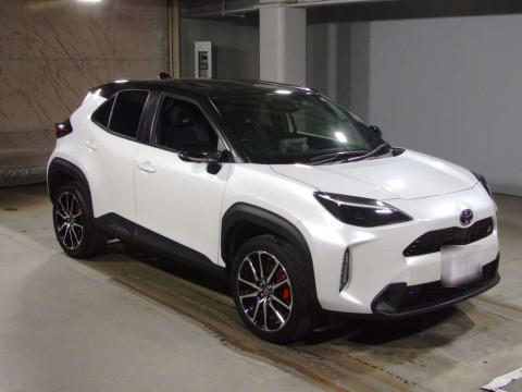 2023 Toyota YARIS CROSS MXPB10[2]