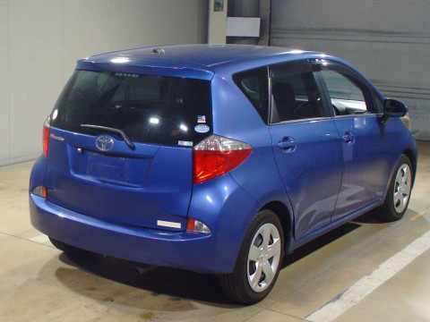 2011 Toyota Ractis NCP120[1]