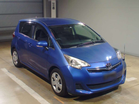 2011 Toyota Ractis NCP120[2]