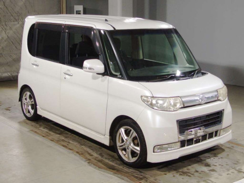 2010 Daihatsu Tanto Custom L375S[2]