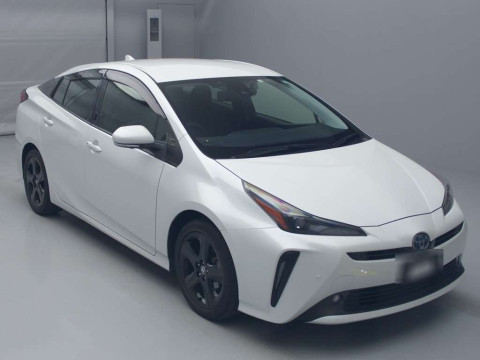 2022 Toyota Prius ZVW51[2]