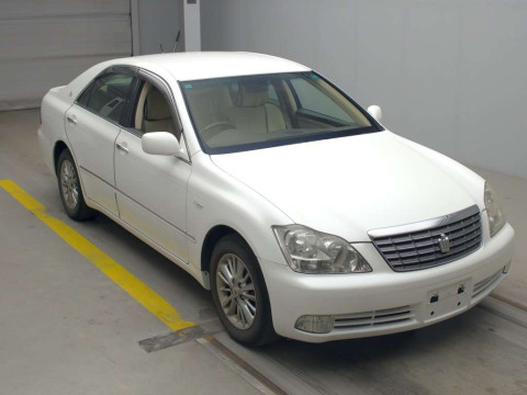 2007 Toyota Crown GRS180[2]