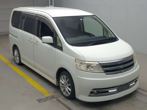 2006 Nissan Serena C25[2]