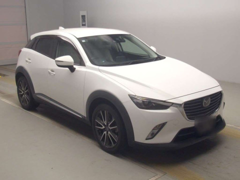 2016 Mazda CX-3 DK5FW[2]