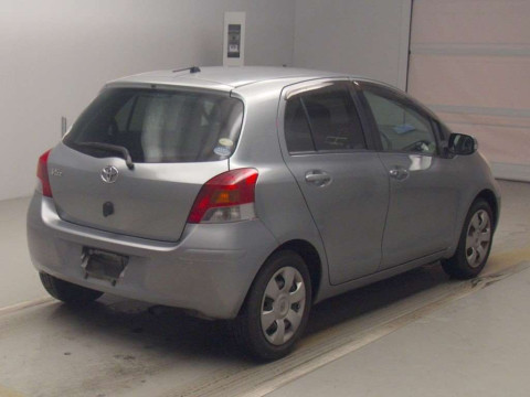 2007 Toyota Vitz SCP90[1]