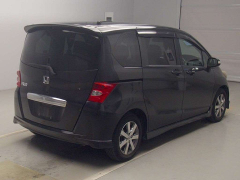 2010 Honda Freed GB3[1]