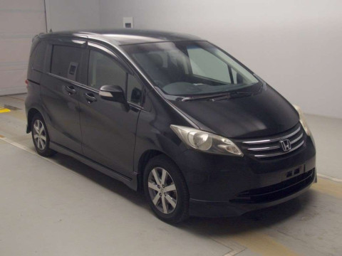 2010 Honda Freed GB3[2]