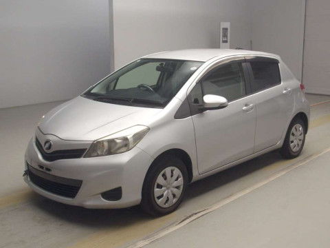 2012 Toyota Vitz NSP130[0]