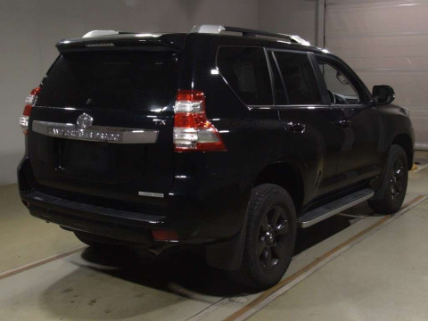 2015 Toyota Land Cruiser Prado TRJ150W[1]