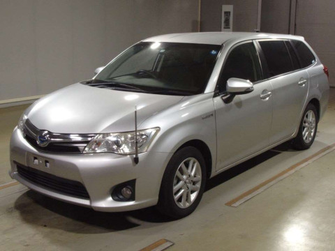 2013 Toyota Corolla Fielder NKE165G[0]