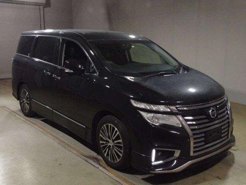 2016 Nissan Elgrand TE52[2]