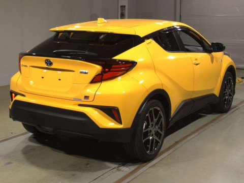 2021 Toyota C-HR ZYX11[1]