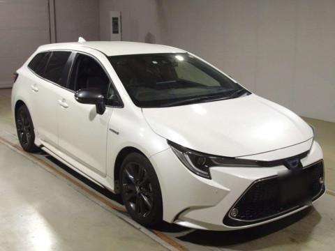 2019 Toyota Corolla Touring Wagon ZWE211W[2]