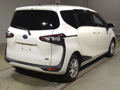 2015 Toyota Sienta NHP170G[1]