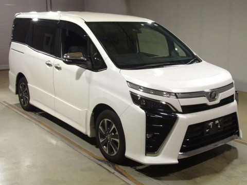 2020 Toyota Voxy ZRR80W[2]