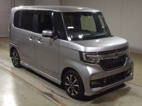 2017 Honda N-BOX CUSTOM JF3[2]