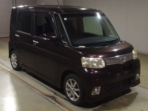 2013 Daihatsu Tanto L375S[2]