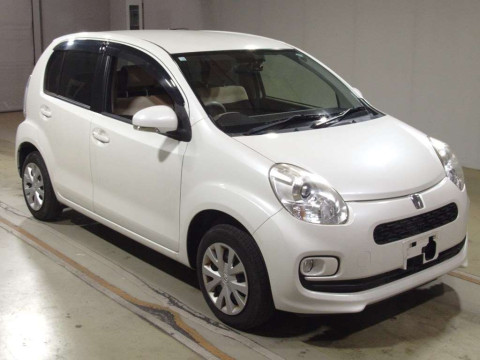 2014 Toyota Passo KGC30[2]