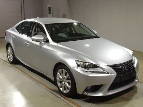 2013 Lexus IS AVE30[2]