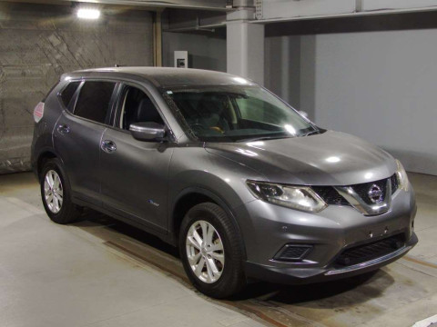 2017 Nissan X-Trail HT32[2]