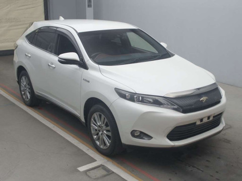 2014 Toyota Harrier Hybrid AVU65W[2]