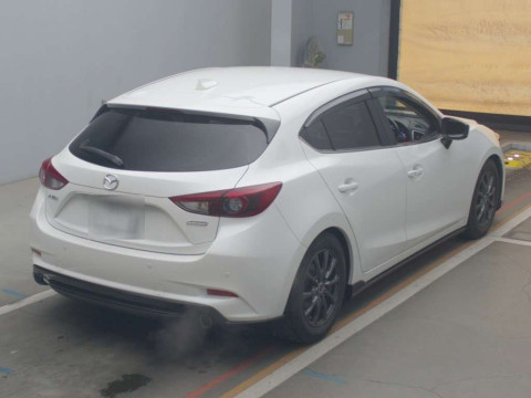 2016 Mazda Axela Sport BM5FS[1]